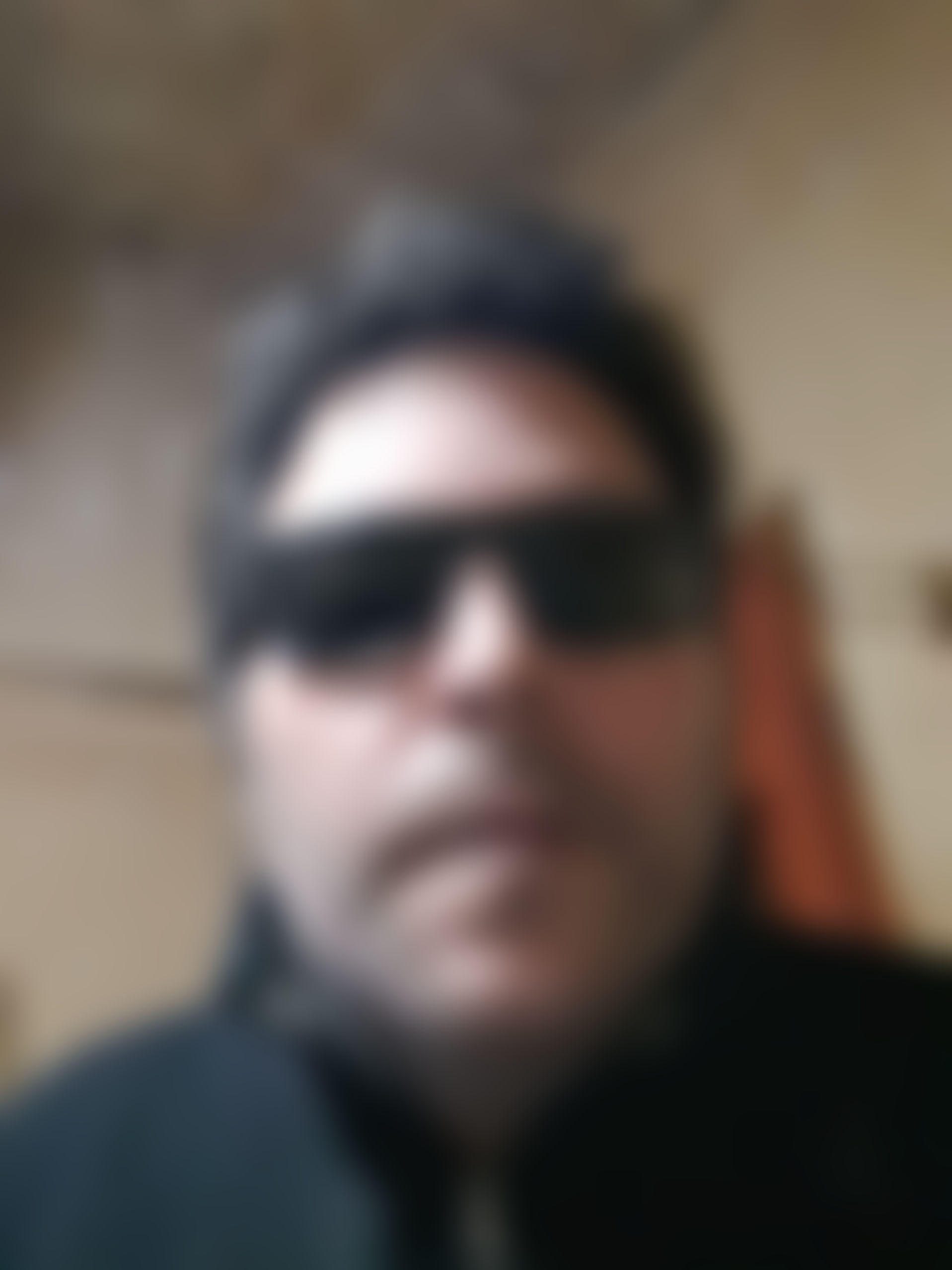Me quedaban lindos los lentes negros