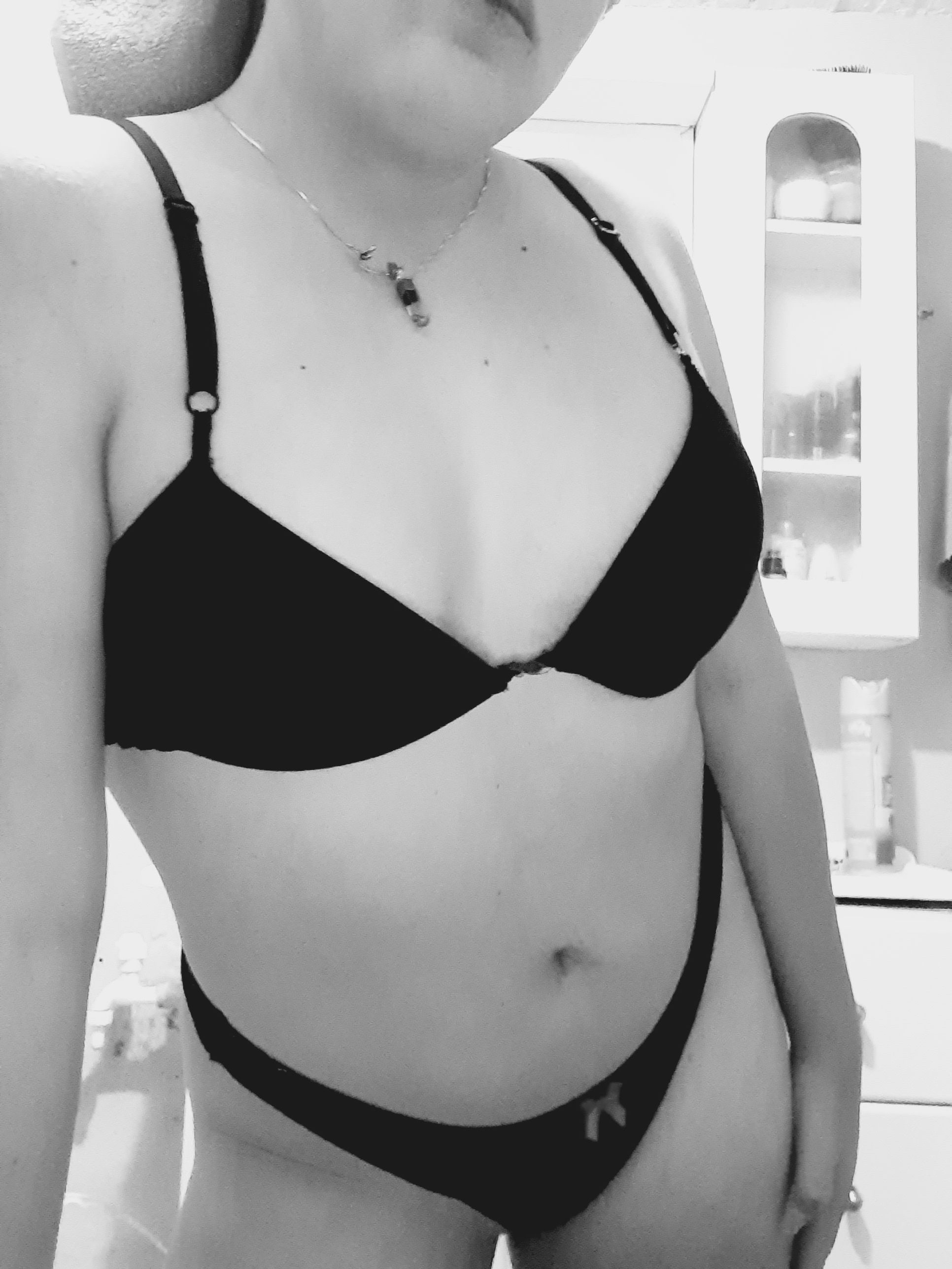 🤭🖤