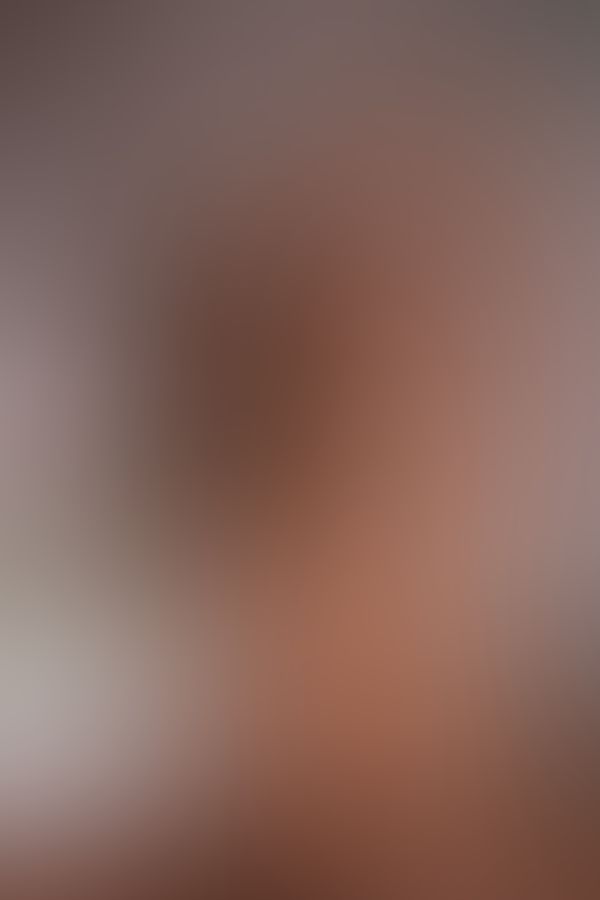 Con arnés en tetas 😈