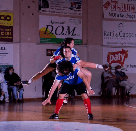 La Obsesión de los Lobos (2021)