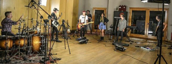 La banda grabando en Romaphonic!!