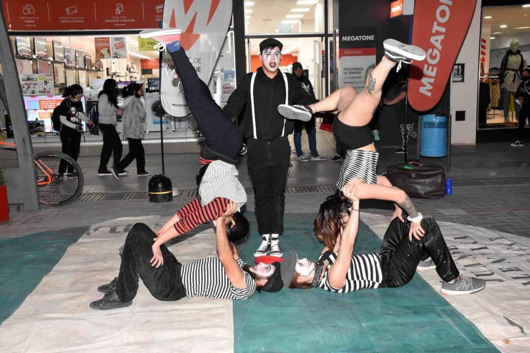 🤸🏽